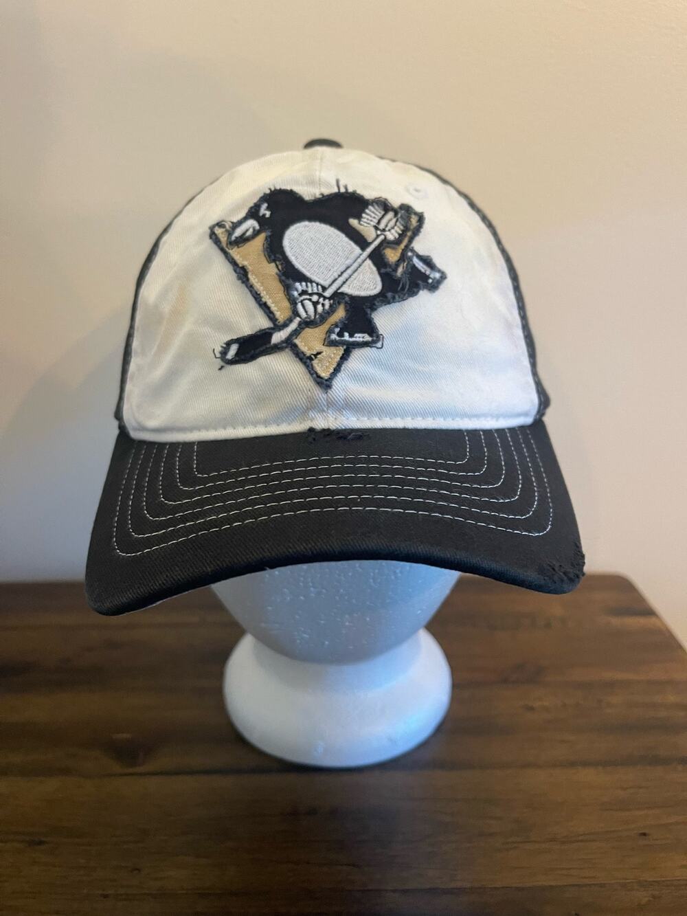 Reebok Pittsburgh Penguins Baseball Hat Size S/M